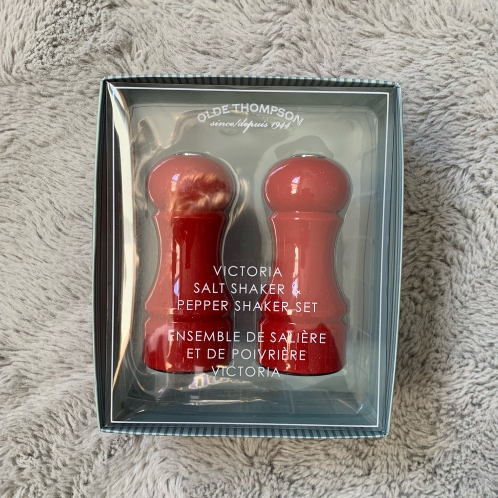 Salt & Pepper Shakers
